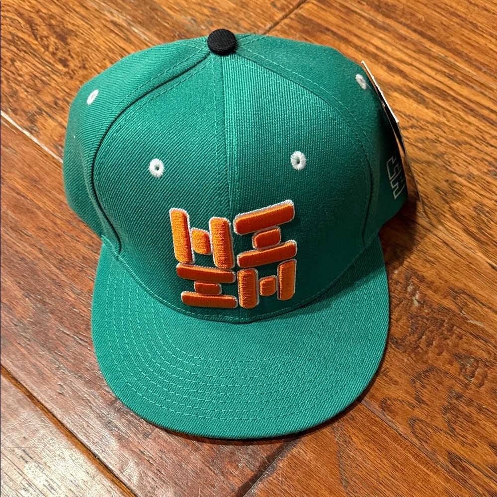 Hawaii’s Finest Snapback hat